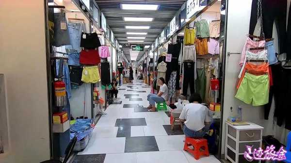 广州最大最好的批发服装鞋帽市场在什么区？广州潮流服装批发市场